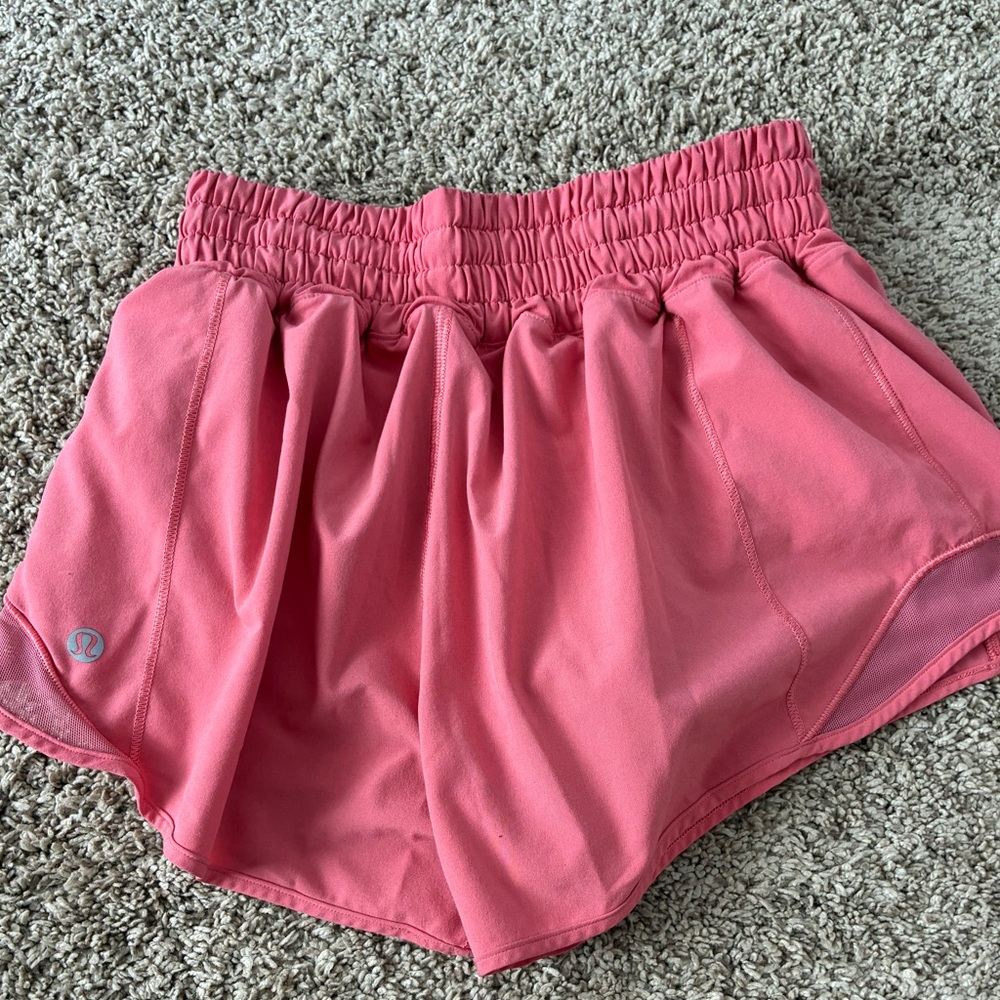 Pink Lululemon size two hotty hots